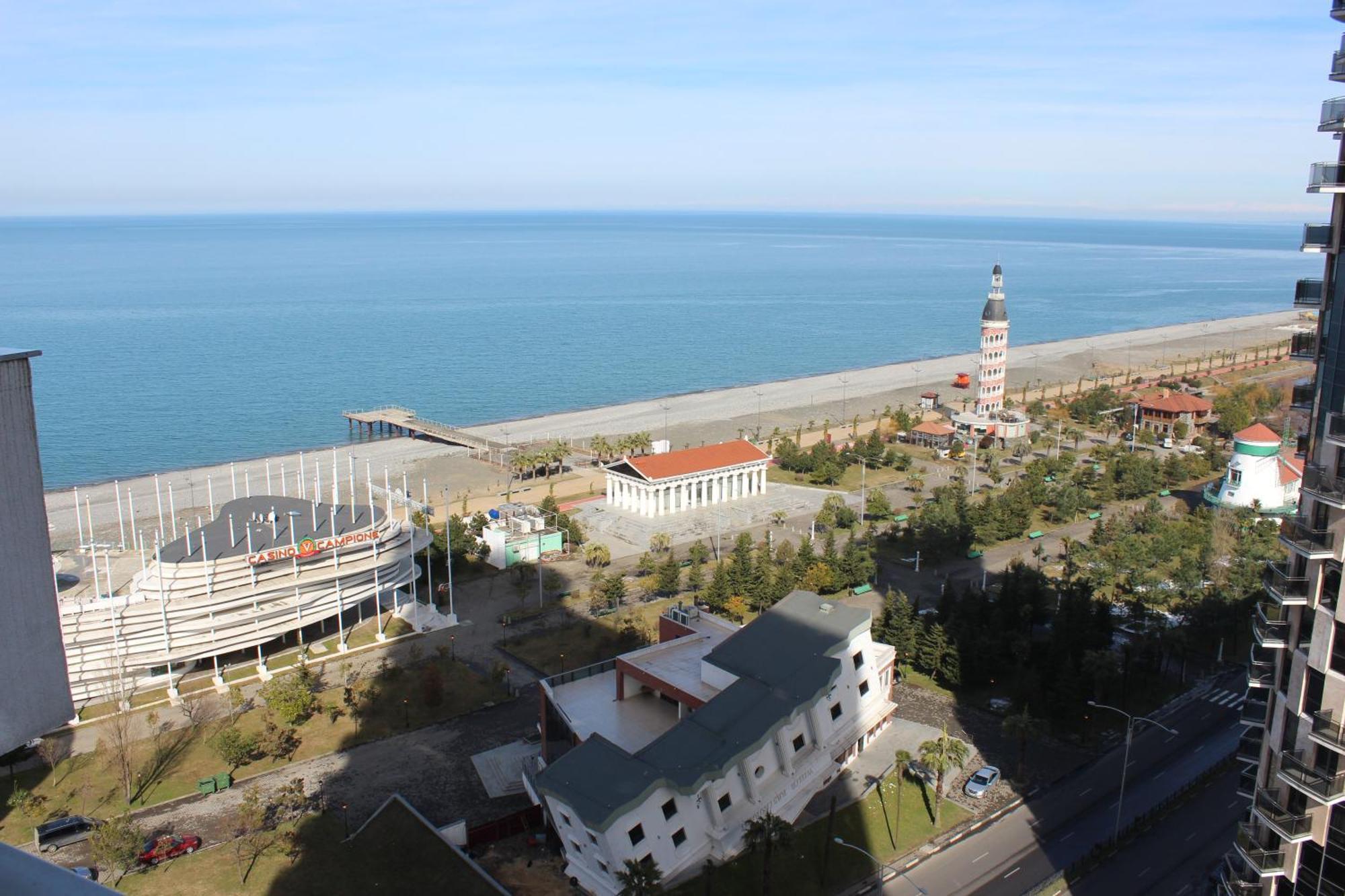 Panorama Sea Tower Aparthotel บาทูมิ ภายนอก รูปภาพ