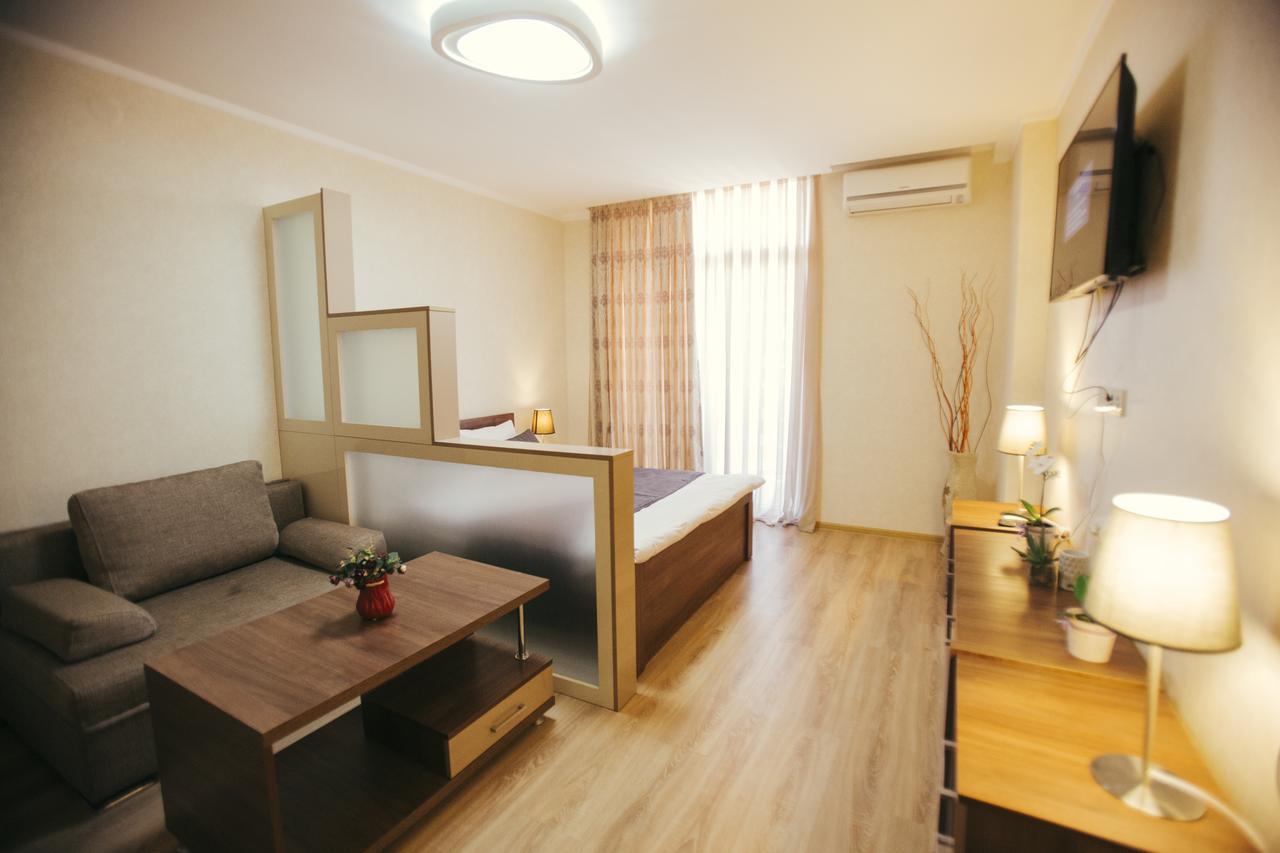 Panorama Sea Tower Aparthotel บาทูมิ ภายนอก รูปภาพ