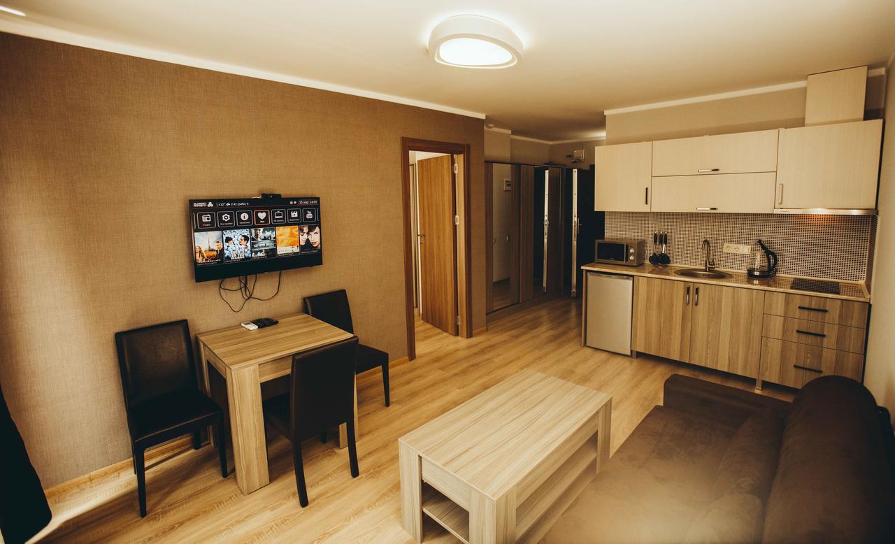 Panorama Sea Tower Aparthotel บาทูมิ ภายนอก รูปภาพ